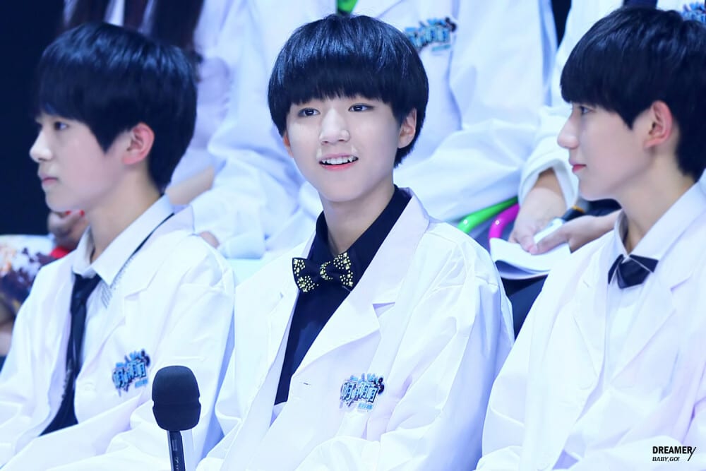 2-TFBOYS.jpg