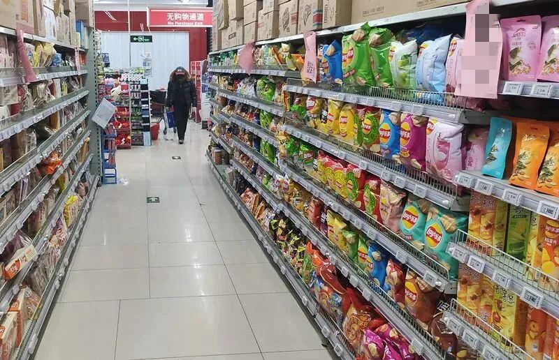 01 实体商超：三十年河东三十年河西｜“家乐福式”塌方：传统商超何去何从？